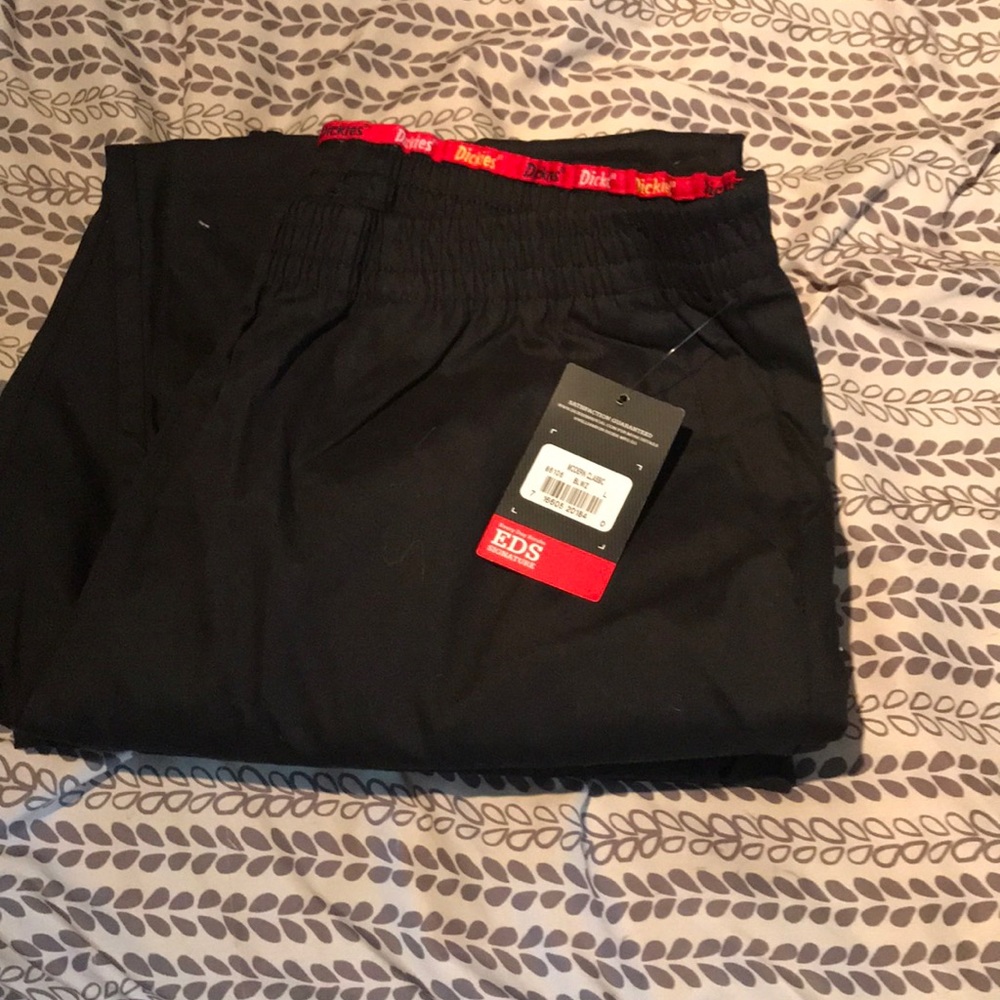 Women’s scrub pants